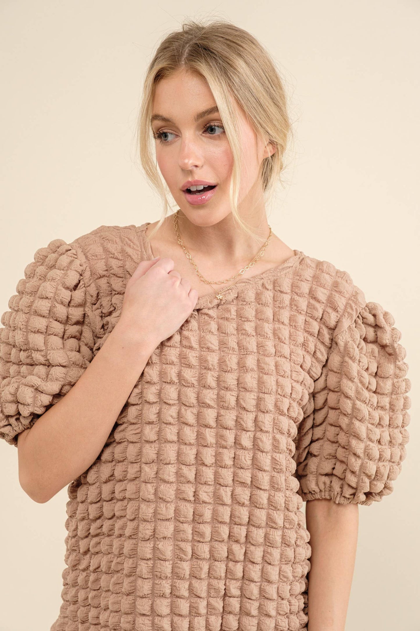 ATW14905 - Bubble Textured Round Neck Blouse Top: XL / Fuchsia