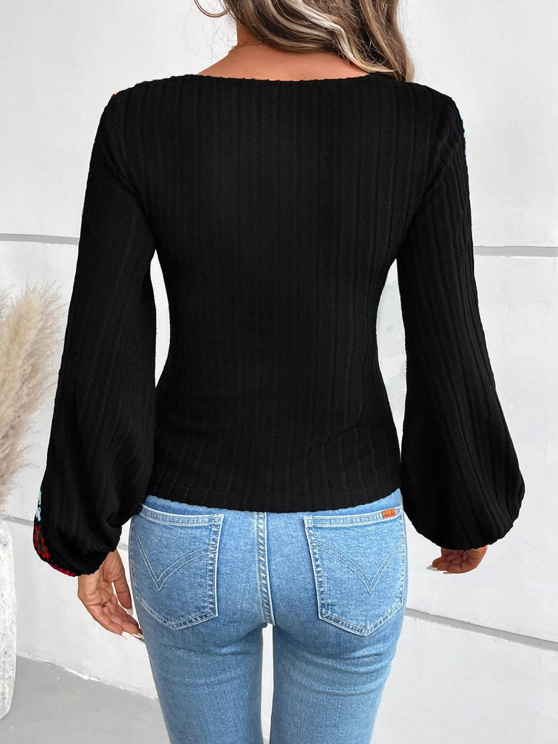 V- Neck Crochet long sleeved top.