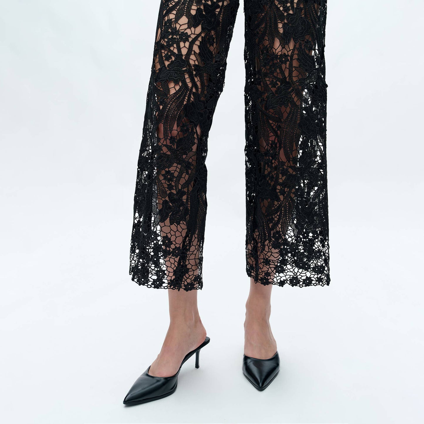 HIGH RISE WIDE LEG JEANS WITH LACE SPLICED BYW8090